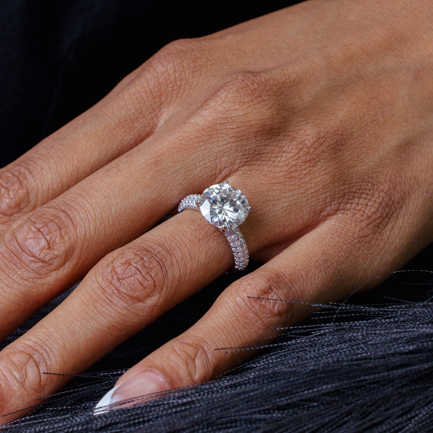 925 Sterling Silver Rhodium Round Engagement Moissanite Ring - MGMR00005 SPI