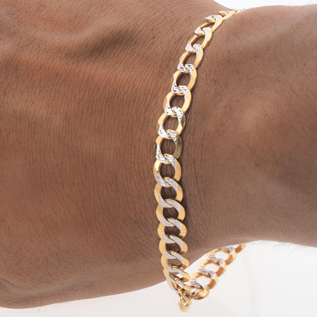 Diamond-Cut Cuban Link Bracelet in 14K Gold