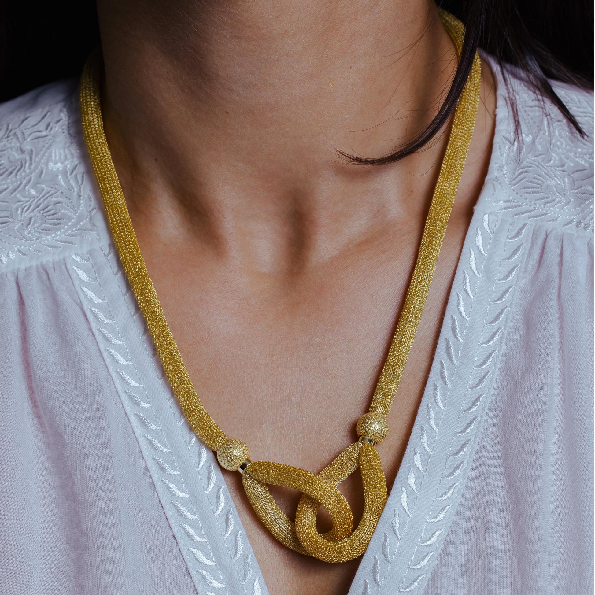 Gold Plated 925 Sterling Silver Interlocking Accent Mesh Necklace - DIN00056GP SPI