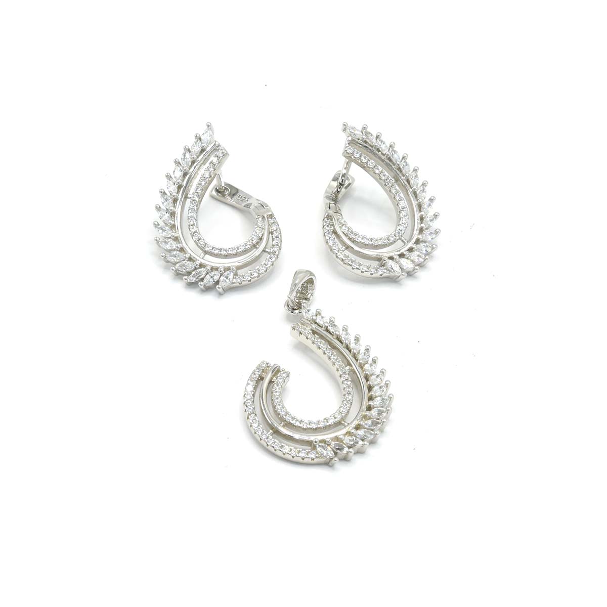 STSW-09(Pendant with chain) Fantastic Jewelry NYC