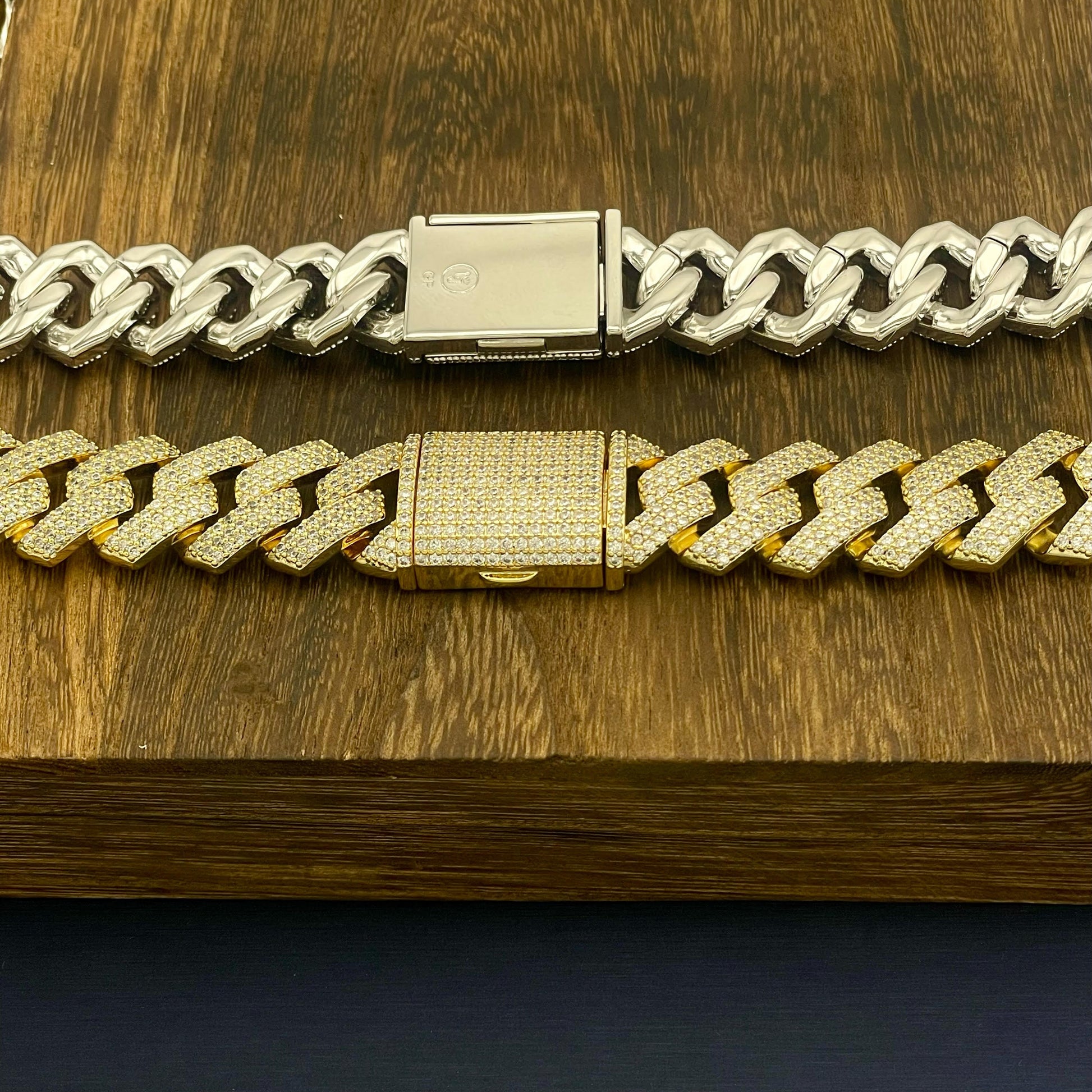 BRMC-13 Fantastic Jewelry NYC